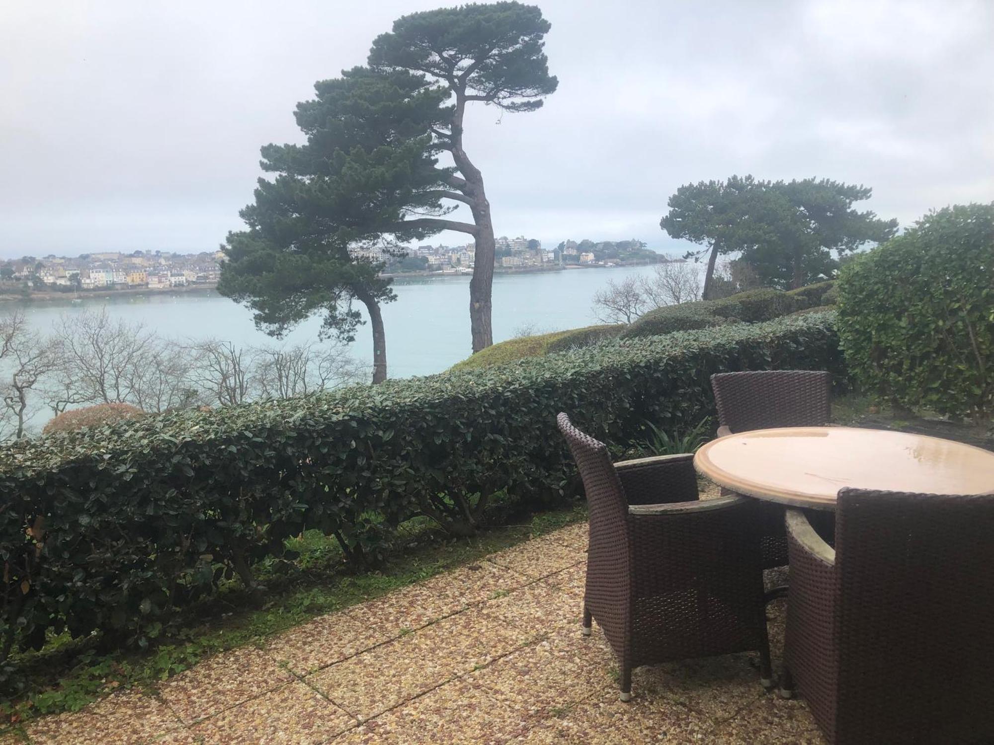 Appartement Vue Sur Mer Dinard Kültér fotó