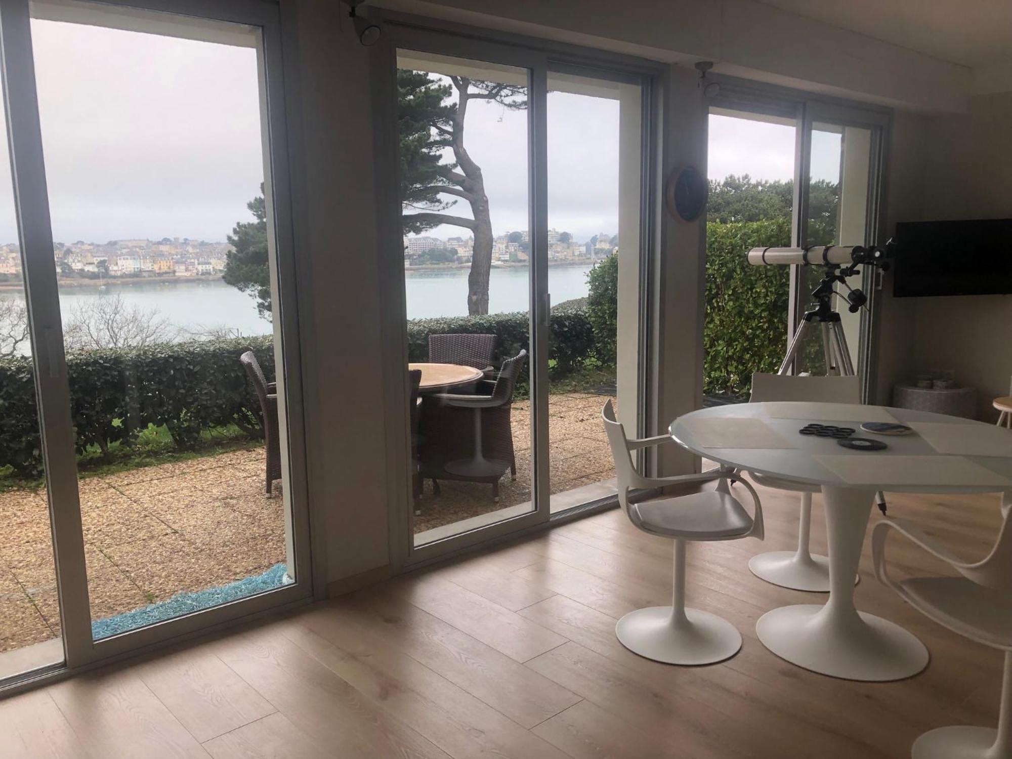 Appartement Vue Sur Mer Dinard Kültér fotó